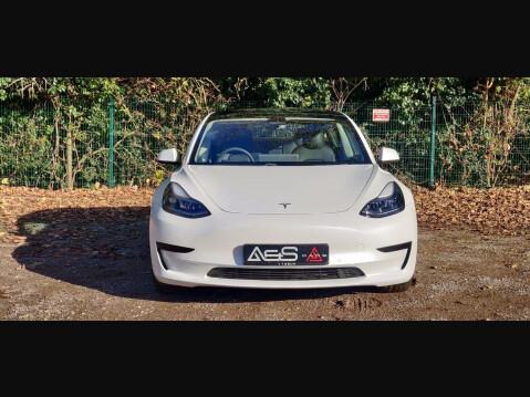 Tesla Model 3 Standard Range Plus Auto RWD 4dr 16