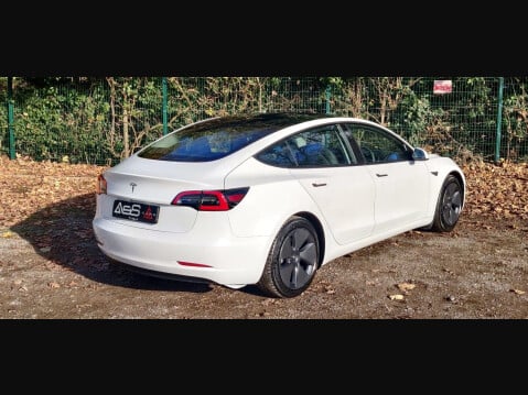 Tesla Model 3 Standard Range Plus Auto RWD 4dr 11