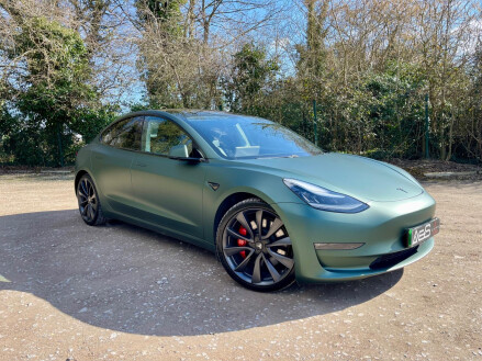 Tesla Model 3 (Dual Motor) Performance Auto 4WDE 4dr (Performance Upgrade)