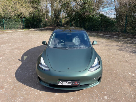 Tesla Model 3 (Dual Motor) Performance Auto 4WDE 4dr (Performance Upgrade) 5