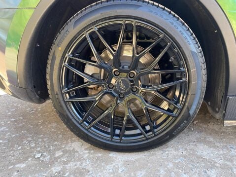 Tesla Model Y (Dual Motor) Long Range Auto 4WDE 5dr 11