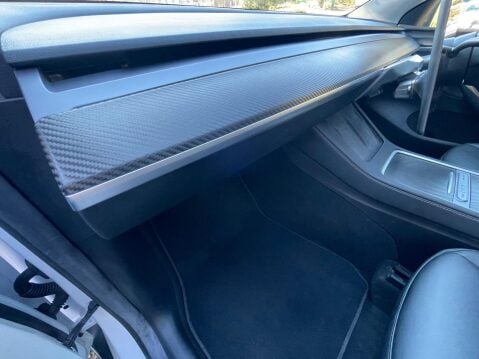 Tesla Model Y (Dual Motor) Long Range Auto 4WDE 5dr 65