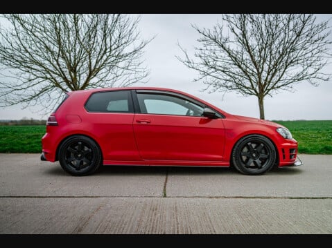 Volkswagen Golf 2.0 TSI BlueMotion Tech R 4Motion Euro 6 (s/s) 3dr 23