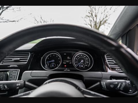Volkswagen Golf 2.0 TSI BlueMotion Tech R 4Motion Euro 6 (s/s) 3dr 54