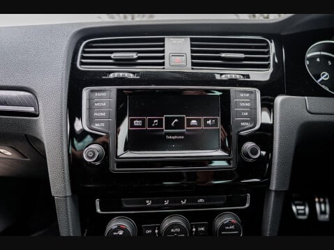 Volkswagen Golf 2.0 TSI BlueMotion Tech R 4Motion Euro 6 (s/s) 3dr 34