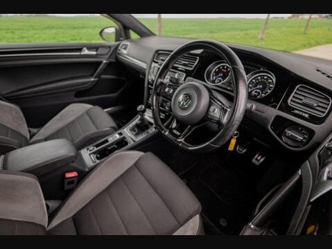 Volkswagen Golf 2.0 TSI BlueMotion Tech R 4Motion Euro 6 (s/s) 3dr 67
