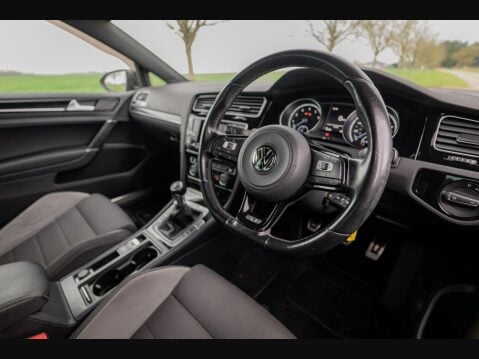 Volkswagen Golf 2.0 TSI BlueMotion Tech R 4Motion Euro 6 (s/s) 3dr 52