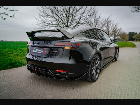 Tesla Model 3 (Dual Motor) Performance Auto 4WDE 4dr (Performance Upgrade) 5