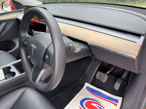 Tesla Model Y (Dual Motor) Long Range Auto 4WDE 5dr 16