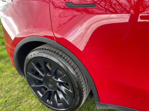 Tesla Model Y (Dual Motor) Long Range Auto 4WDE 5dr 29