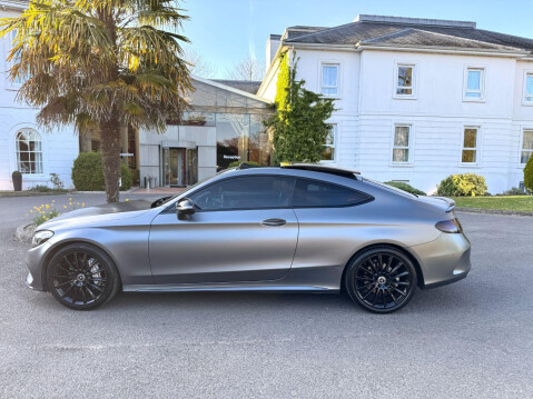 Mercedes-Benz C Class 2.0 C200 AMG Line (Premium Plus) G-Tronic+ Euro 6 (s/s) 2dr 37