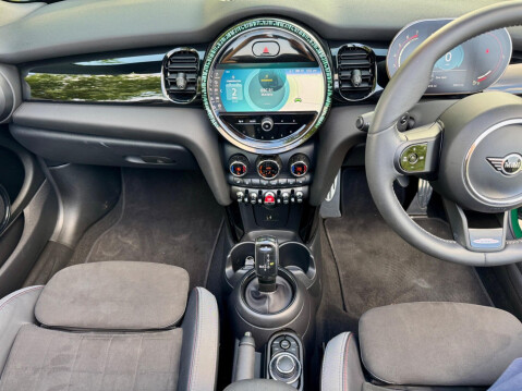 Mini Convertible 2.0 John Cooper Works Steptronic Euro 6 (s/s) 2dr 70