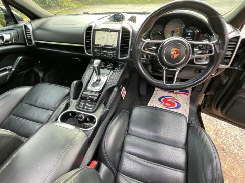 Porsche Cayenne 3.0 V6 E-Hybrid S TiptronicS 4WD Euro 6 (s/s) 5dr 23