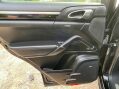 Porsche Cayenne 3.0 V6 E-Hybrid S TiptronicS 4WD Euro 6 (s/s) 5dr 33