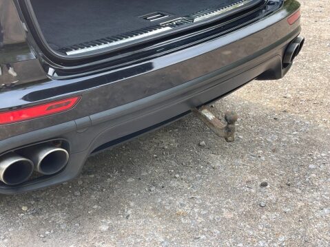 Porsche Cayenne 3.0 V6 E-Hybrid S TiptronicS 4WD Euro 6 (s/s) 5dr 54