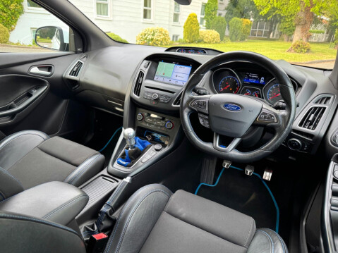 Ford Focus 2.3T EcoBoost RS AWD Euro 6 (s/s) 5dr 57