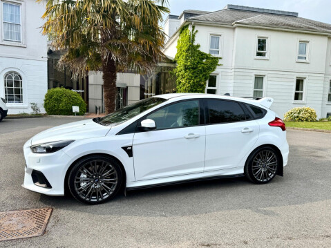Ford Focus 2.3T EcoBoost RS AWD Euro 6 (s/s) 5dr 44