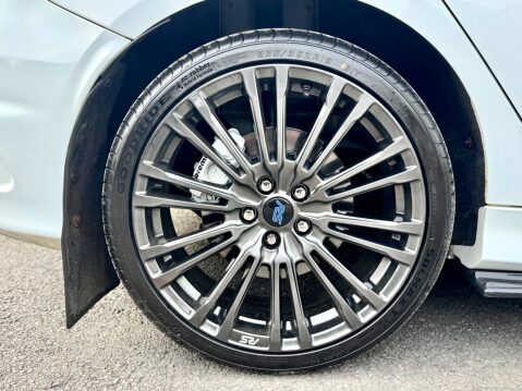Ford Focus 2.3T EcoBoost RS AWD Euro 6 (s/s) 5dr 64