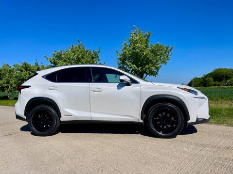 Lexus NX 2.5 300h Luxury E-CVT 4WD Euro 6 (s/s) 5dr 6