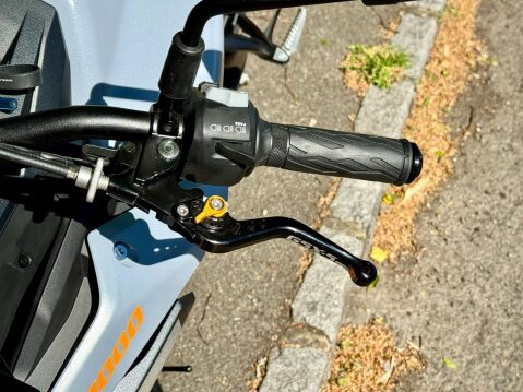 Suzuki GSX-S 1000 Euro 5 27