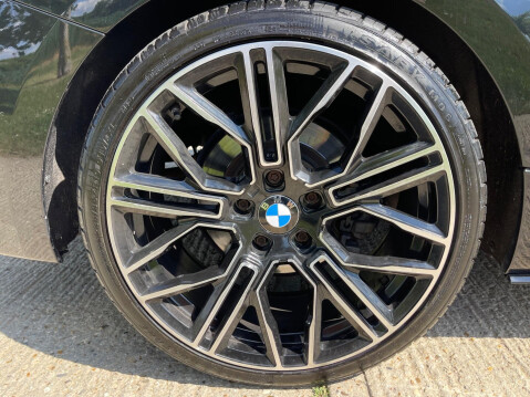 BMW 2 Series 2.0 220i M Sport Auto Euro 6 (s/s) 2dr 17