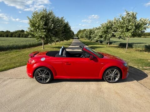 Audi TT 2.0 TFSI S line Roadster S Tronic quattro Euro 6 (s/s) 2dr 51