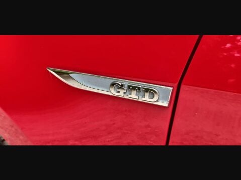 Volkswagen Golf 2.0 TDI BlueMotion Tech GTD DSG Euro 6 (s/s) 5dr 27