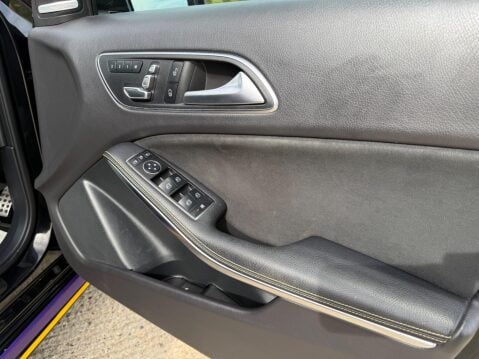 Mercedes-Benz A Class 2.0 A45 AMG Yellow Night Edition SpdS DCT 4MATIC Euro 6 (s/s) 5dr 22