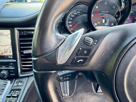 Porsche Panamera 3.0D V6 TiptronicS Euro 5 (s/s) 5dr 41