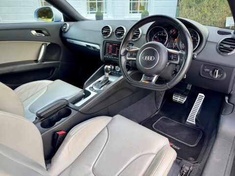 Audi TT 2.5 TFSI Coupe 3dr Petrol S Tronic quattro Euro 5 (340 ps) 14