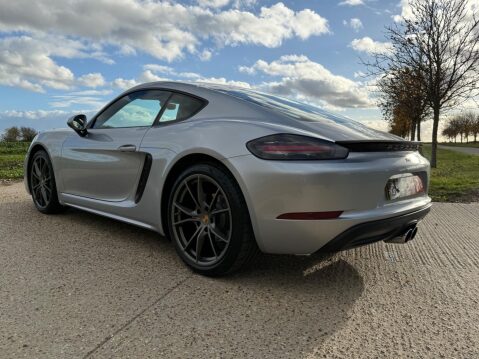 Porsche 718 Cayman 2.0T PDK Euro 6 (s/s) 2dr 35