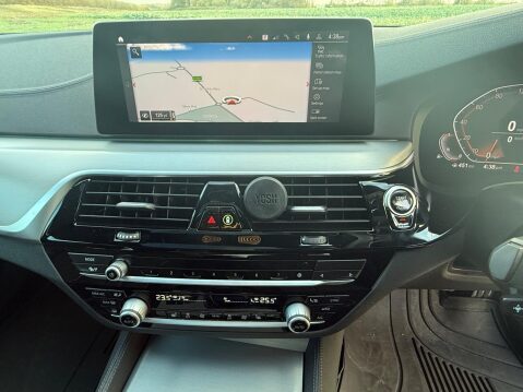 BMW 5 Series 3.0 540i GPF M Sport Auto xDrive Euro 6 (s/s) 4dr 43