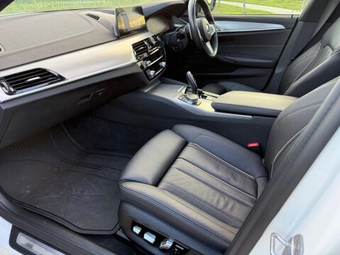 BMW 5 Series 3.0 540i GPF M Sport Auto xDrive Euro 6 (s/s) 4dr 2