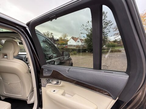 Volvo XC90 2.0h T8 Twin Engine 10.4kWh Inscription Pro Auto 4WD Euro 6 (s/s) 5dr 32