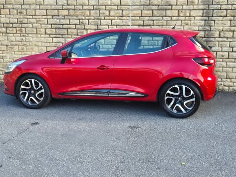 Renault Clio 1.5 dCi Signature Nav Euro 6 (s/s) 5dr 28