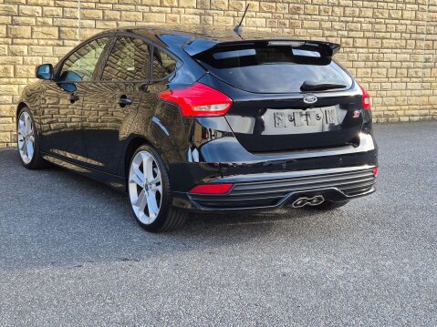 Ford Focus 2.0 TDCi ST-3 Euro 6 (s/s) 5dr 25
