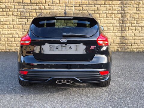Ford Focus 2.0 TDCi ST-3 Euro 6 (s/s) 5dr 22