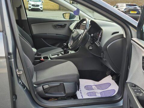 SEAT Leon 1.6 TDI SE Dynamic Technology Euro 6 (s/s) 5dr 2