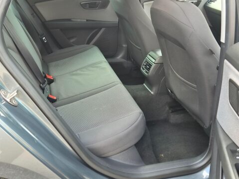 SEAT Leon 1.6 TDI SE Dynamic Technology Euro 6 (s/s) 5dr 15