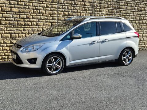Ford Grand C-Max 1.6T EcoBoost Titanium X Euro 5 (s/s) 5dr 28