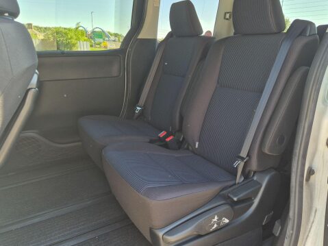Toyota Voxy 1.8 PETROL HYBRID 7 SEATER 5DR 17