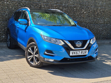 Nissan Qashqai 1.5 dCi N-Connecta Euro 6 (s/s) 5dr