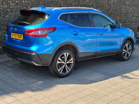 Nissan Qashqai 1.5 dCi N-Connecta Euro 6 (s/s) 5dr 14