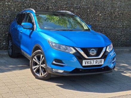 Nissan Qashqai 1.5 dCi N-Connecta Euro 6 (s/s) 5dr