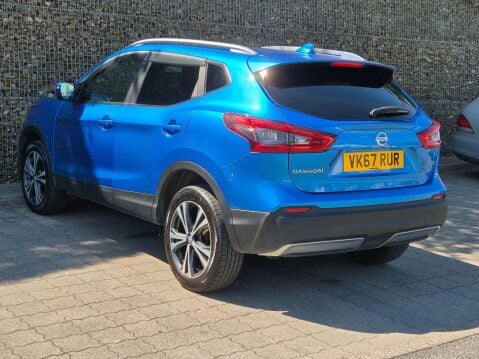 Nissan Qashqai 1.5 dCi N-Connecta Euro 6 (s/s) 5dr 21