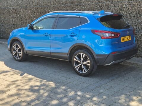Nissan Qashqai 1.5 dCi N-Connecta Euro 6 (s/s) 5dr 22