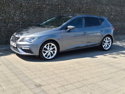 SEAT Leon 1.8 TSI FR Technology Euro 6 (s/s) 5dr 27
