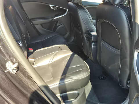 Volvo V40 2.0 D2 R-Design Pro Euro 6 (s/s) 5dr 6