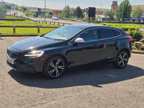 Volvo V40 2.0 D2 R-Design Pro Euro 6 (s/s) 5dr 27