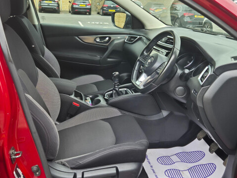 Nissan Qashqai 1.5 dCi N-Connecta Euro 6 (s/s) 5dr 2